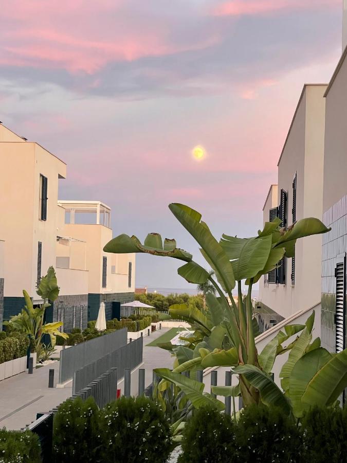 Luxury Apartment Turquesa Del Mar Alicante Luaran gambar